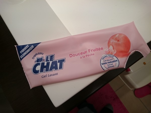 Le chat - gel lavant sans paraben - douceur fruitée